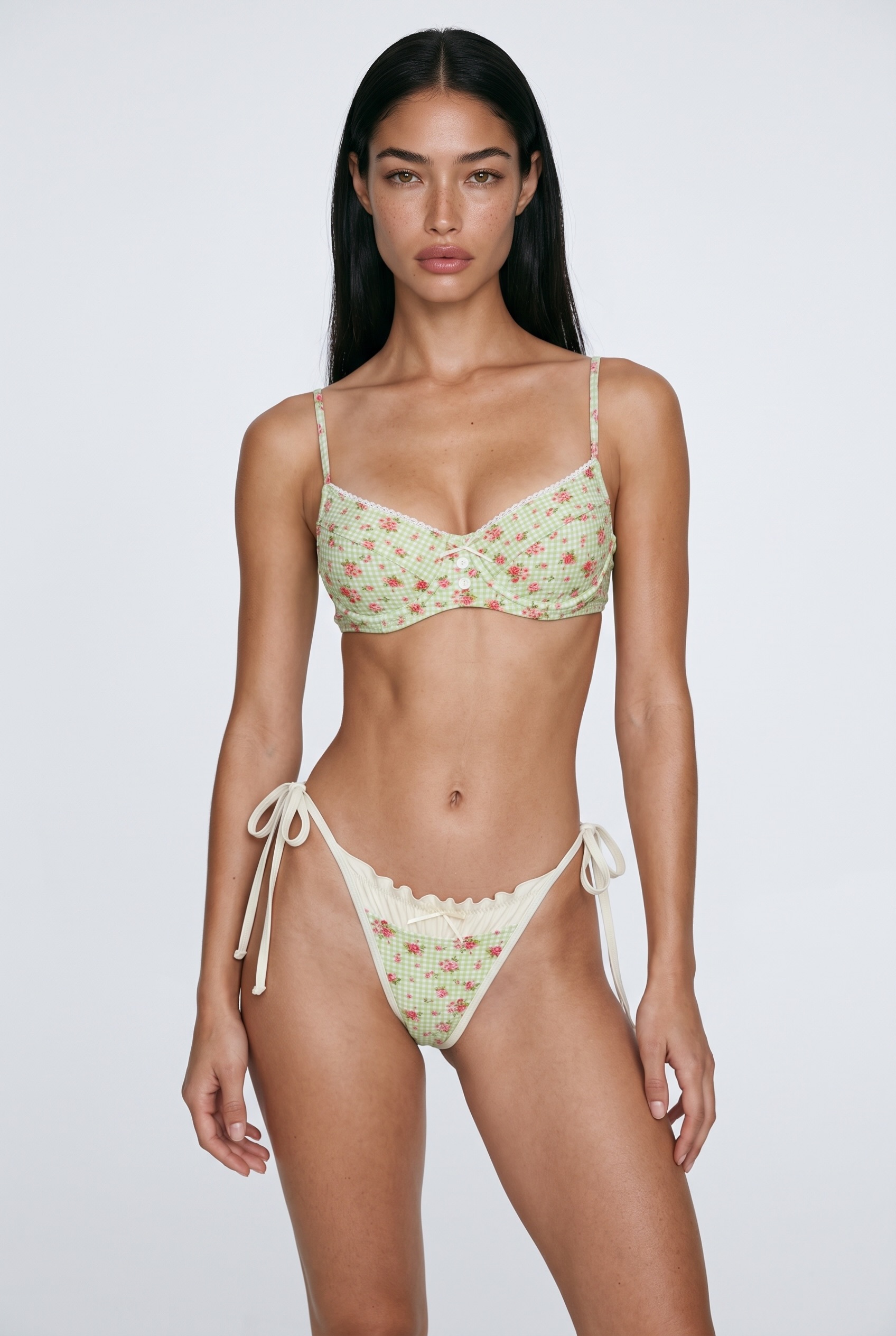 Facetune_24-09-2026-13-50-24 Green Rosalie Picnic bikini set